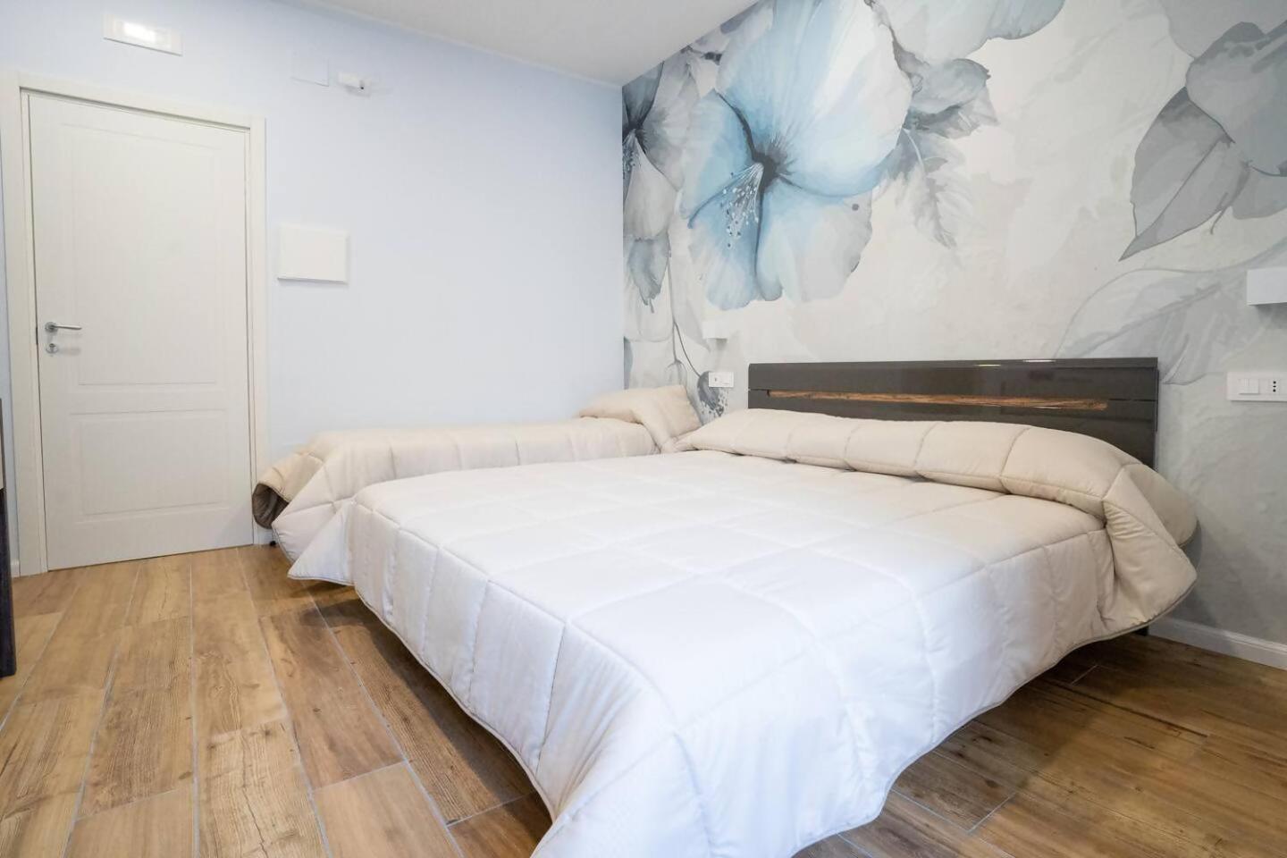 Blue Dream Suites Salerno Exteriör bild